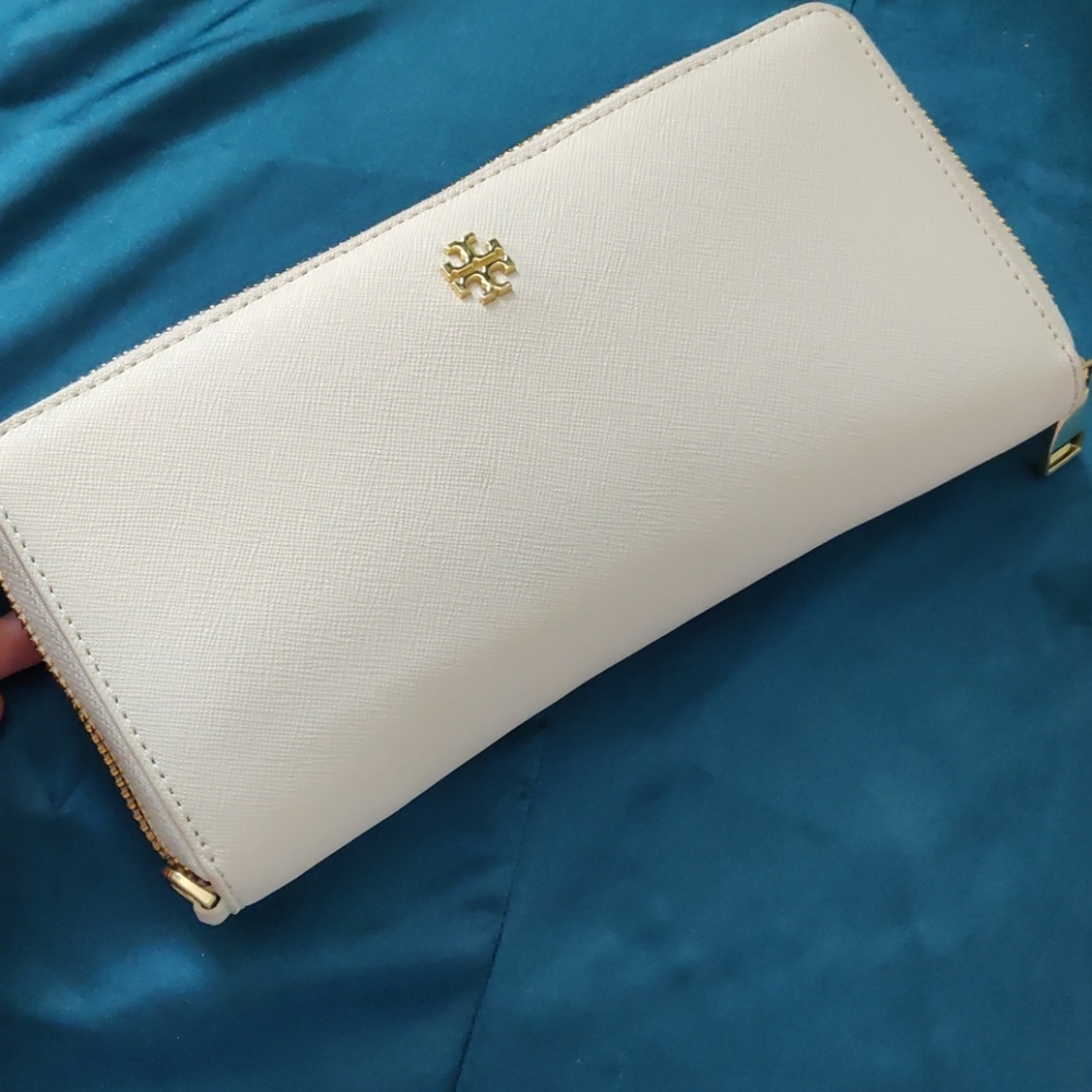 Tory Burch Wallet